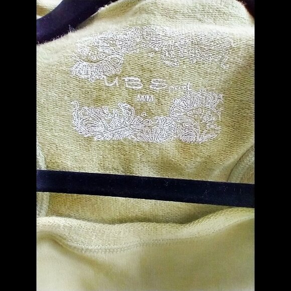 Urban Behaviour Green Tank Top Hoodie NWT - Picture 3 of 4